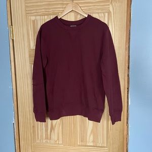 J crew burgundy crew neck